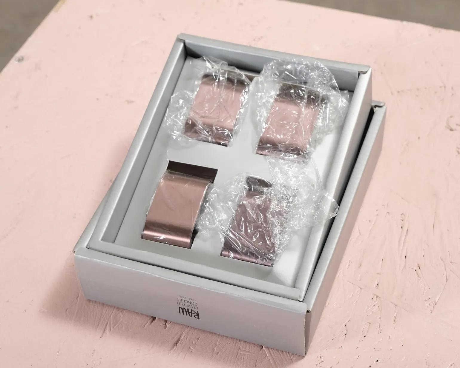 Aida Raw servetthållare roséguld, set om 4