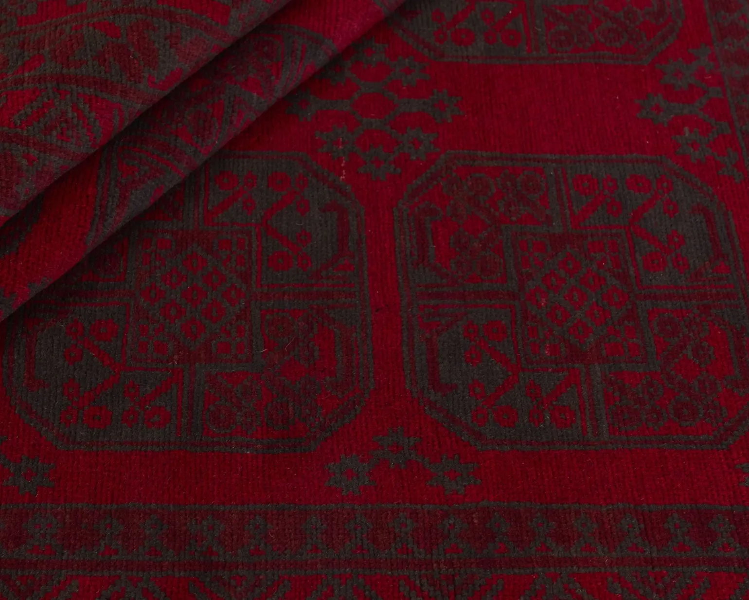 Aktscha orientalisk matta 161 x 235 cm