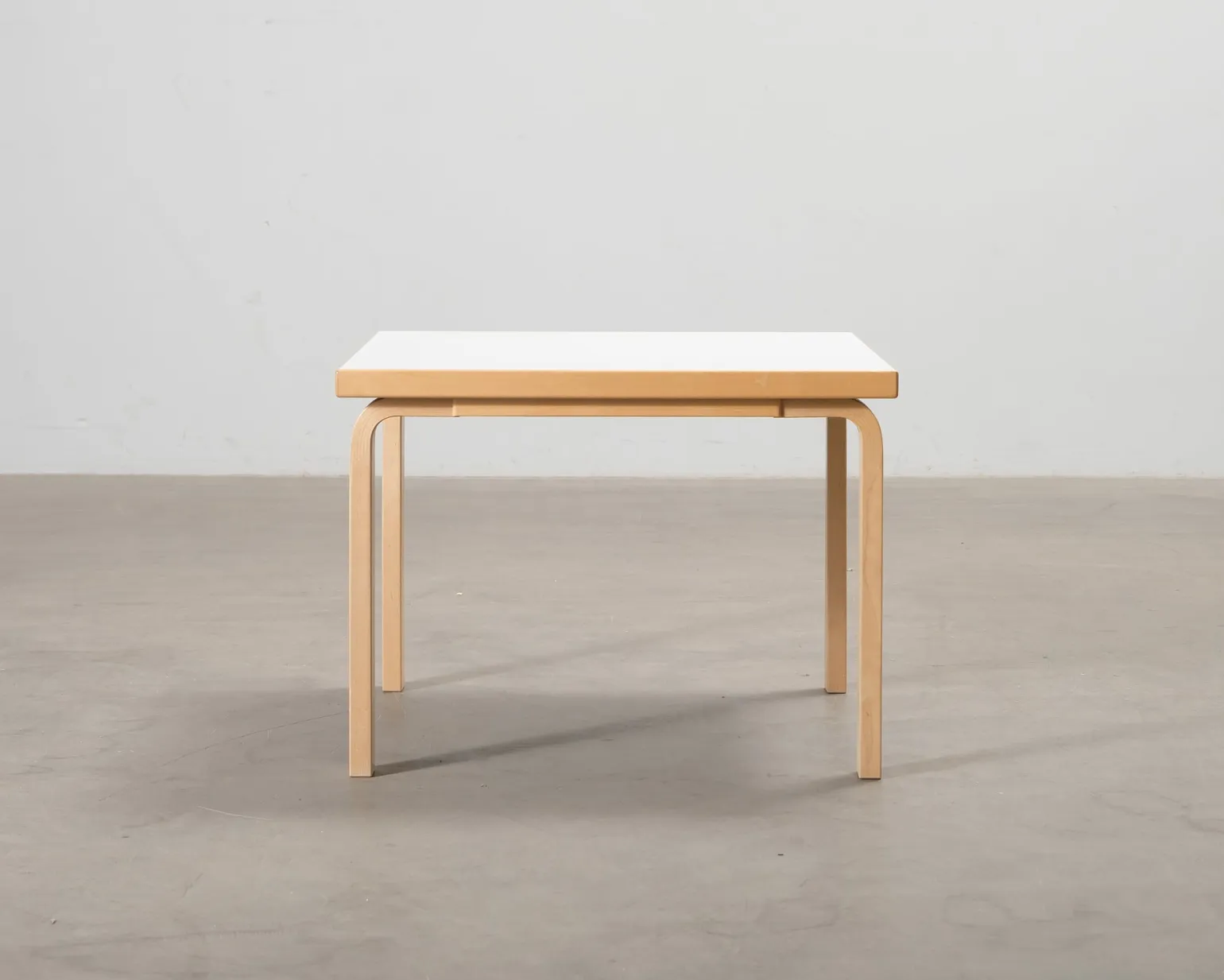 Artek barnbord 120 x 75 cm vit laminat