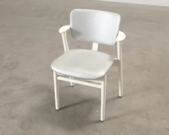 Artek Domus stol vit / silver