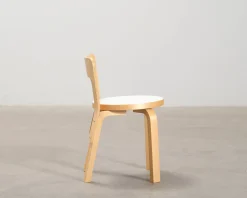 Artek N65 barnstol björk / vit laminat