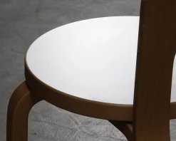 Artek N65 barnstol björk / vit laminat