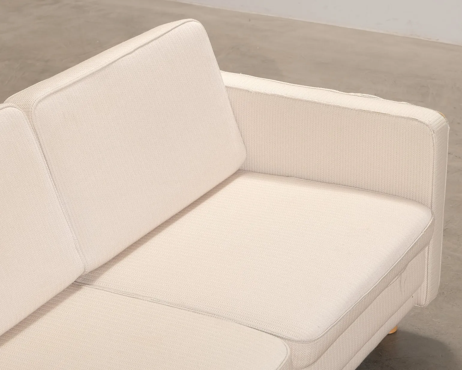 Artek 529 2-sits soffa beige
