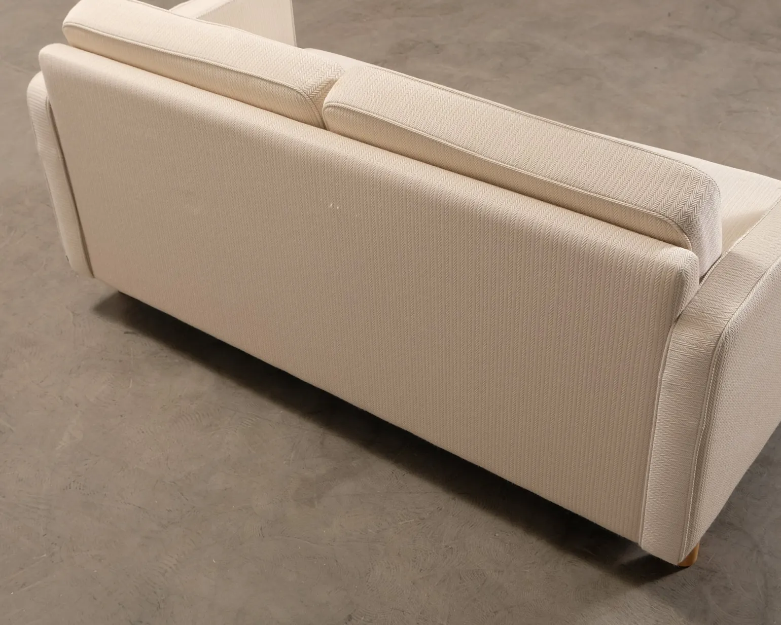 Artek 529 2-sits soffa beige