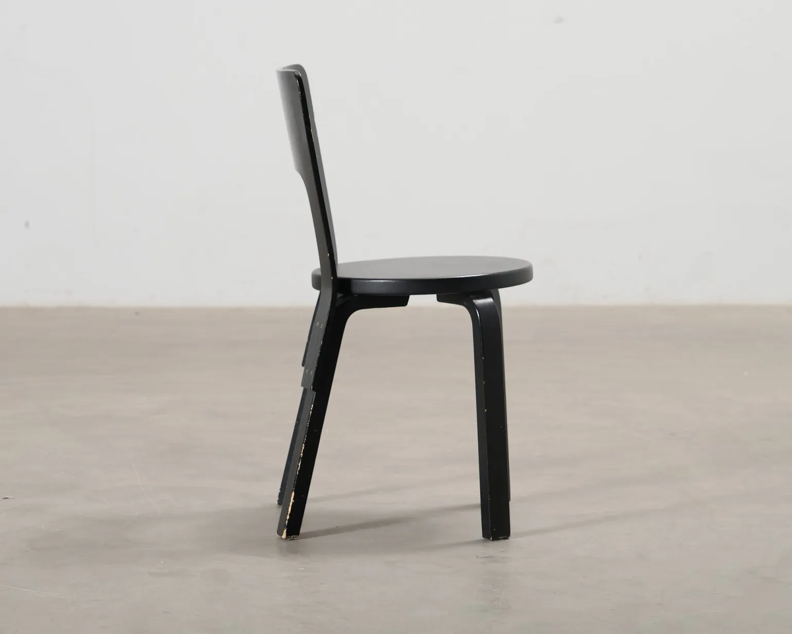 Artek 66 stol svart