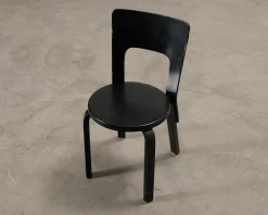 Artek 66 stol svart