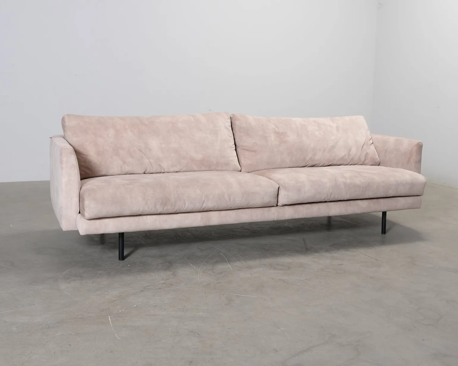 Asko Neiser Bogart 3-sits soffa ljusbeige.
