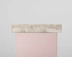 Audo Copenhagen Plinth hylla 60 cm, Kunis Breccia marmor