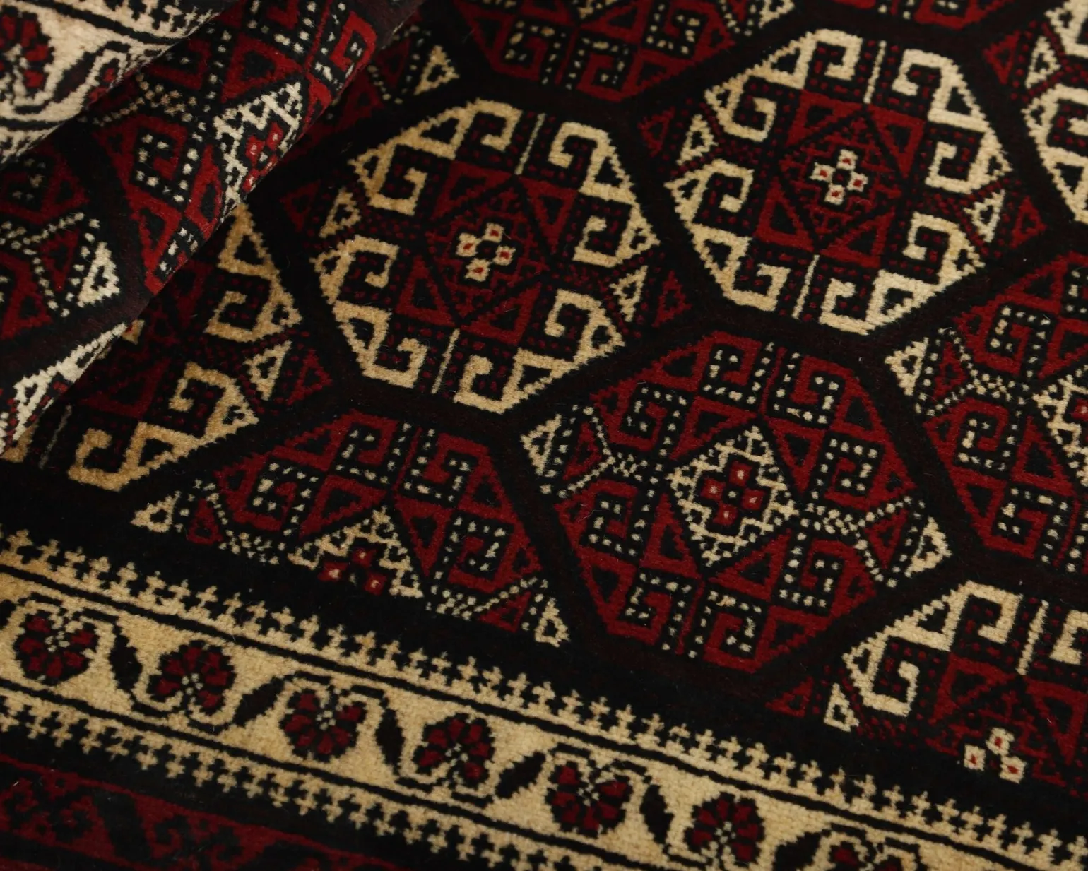 Balutch orientalisk matta 101 x 181 cm