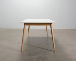 BoConcept Adelaide matbord