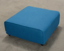 Bo Concept fotpall blå