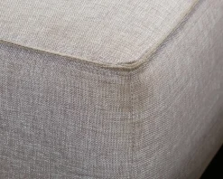 BoConcept Milos 5-sits hörnsoffa med fotpall ljusgrå
