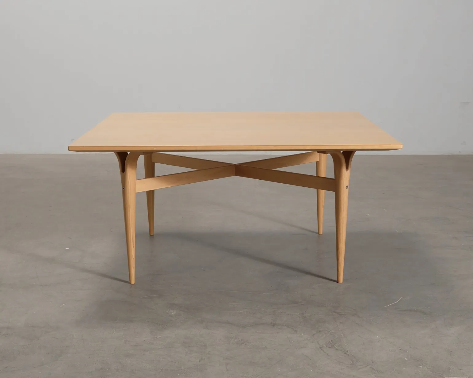 Bruno Mathsson International soffbord 110 x 100 cm