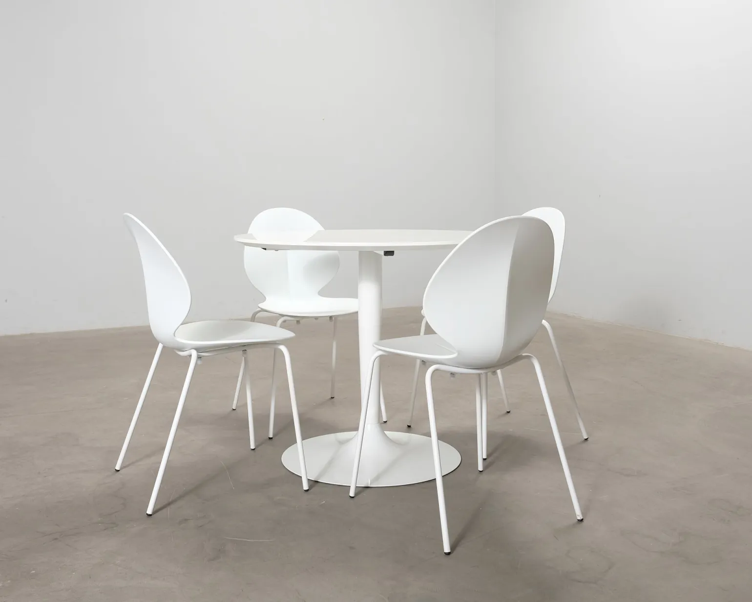 Calligaris matgrupp inkl. bord och 4 stolar vit