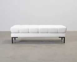 Cosmopolitan Design fotpall / bänk ljusbeige