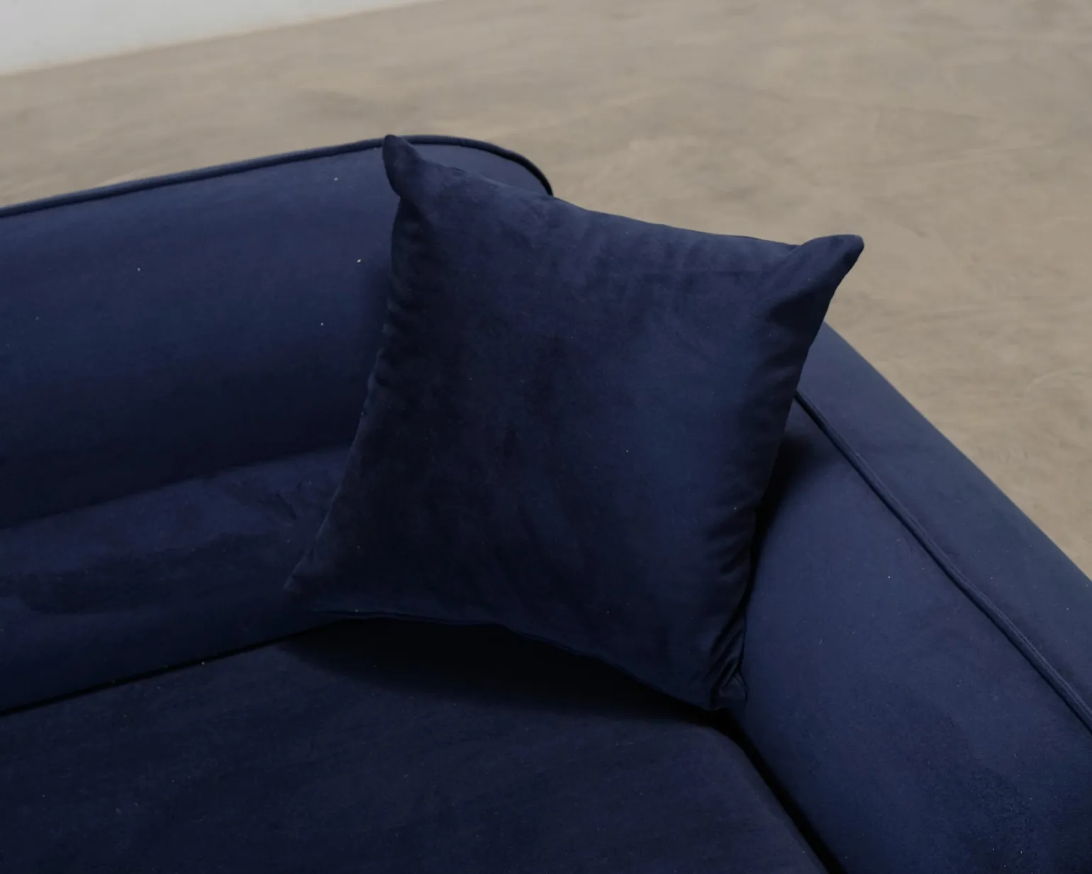 Cosmopolitan Design Sydney 2-sits divansoffa blå
