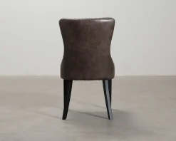 Dora maststol, set om 2