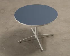 Edsbyn Feather soffbord grå / mörkblå