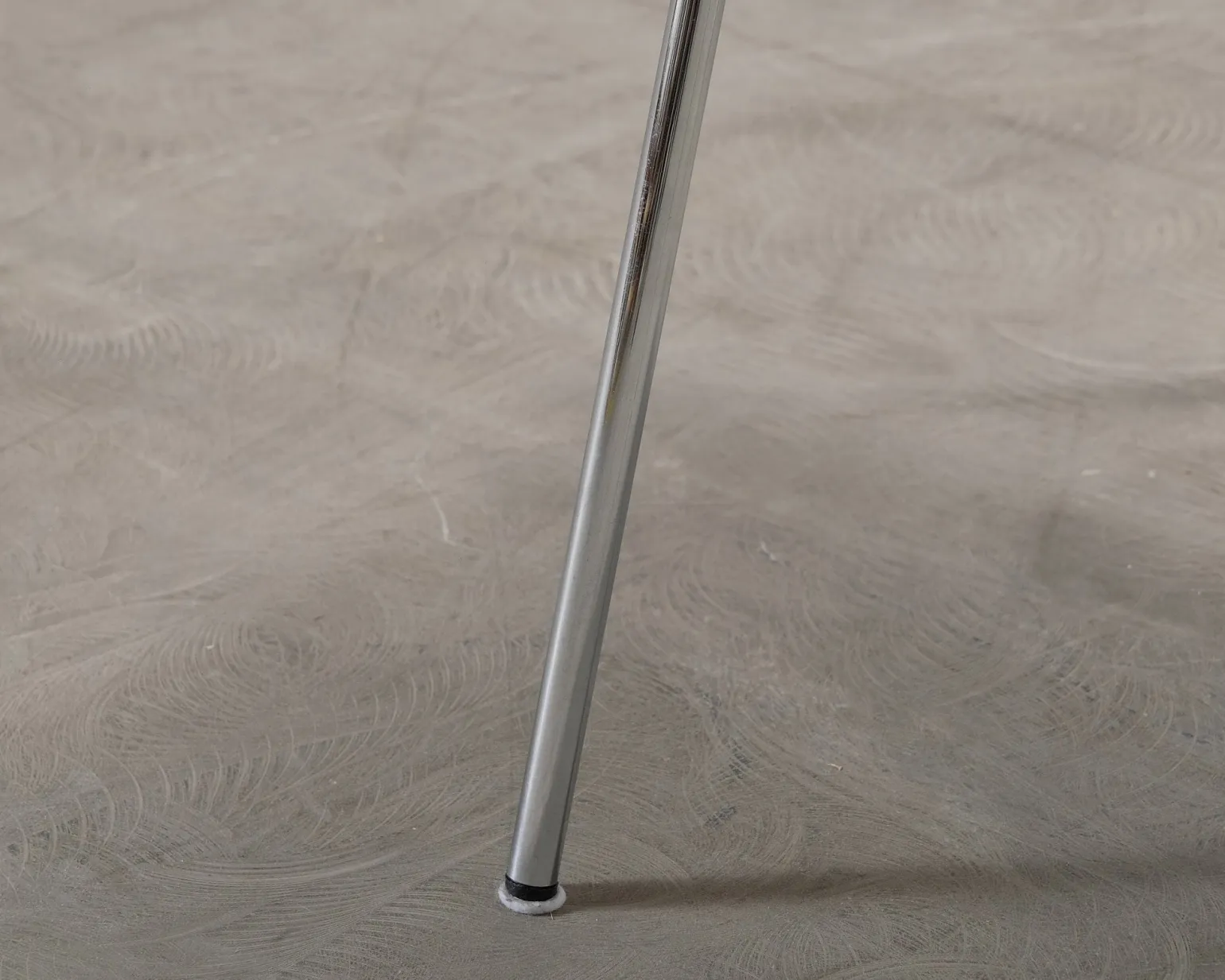 Edsbyverken matstol med armstöd