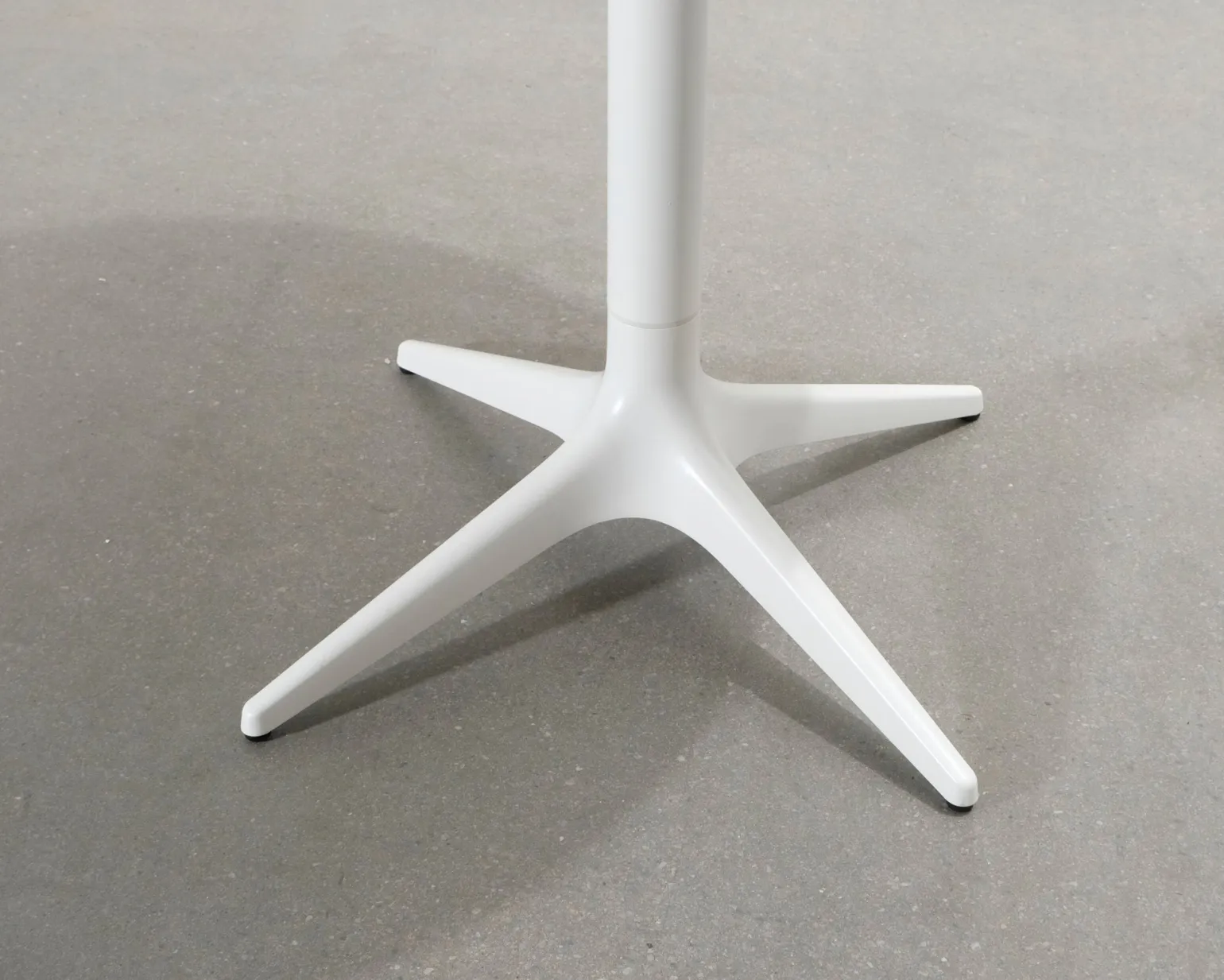 EFG HideTech bord ø 90 cm