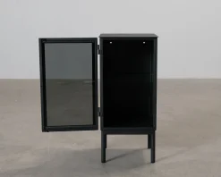FeelDesign Cliff nattduksbord svart