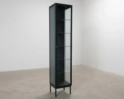 FeelDesign Cliff vitrin svart