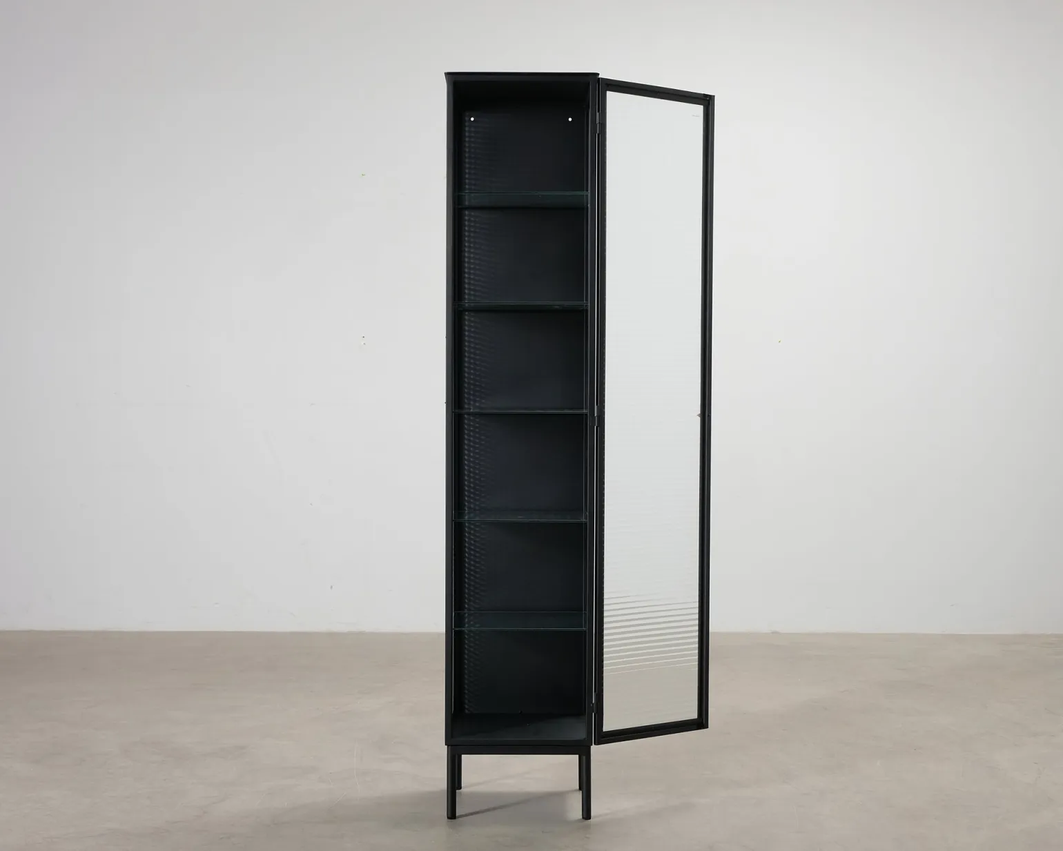 FeelDesign Cliff vitrin svart