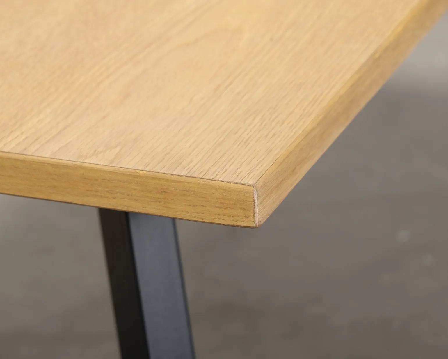 FeelDesign Freddy soffbord oak / svart