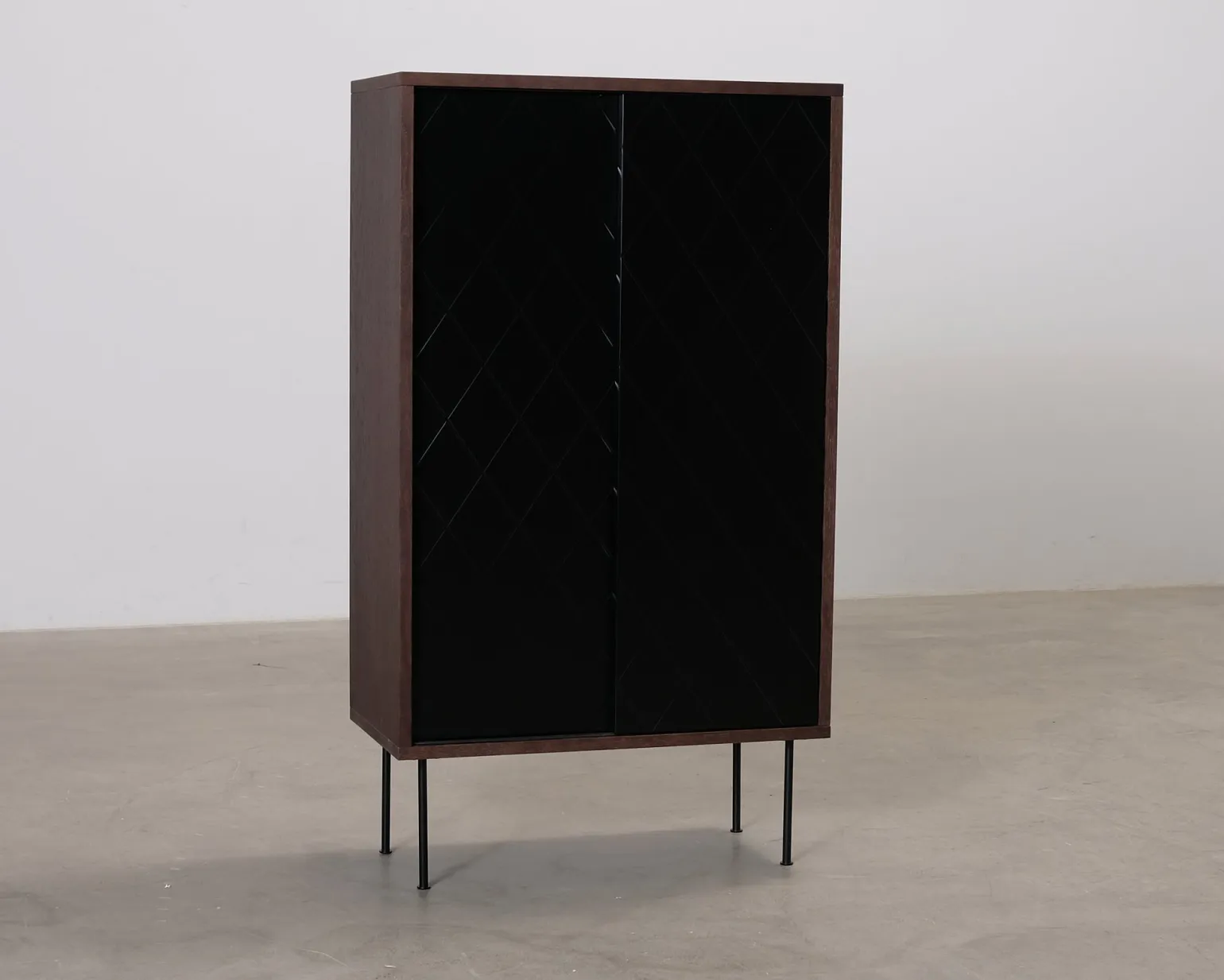 FeelDesign Romb skänk svart / brun