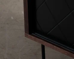 FeelDesign Romb skänk svart / brun