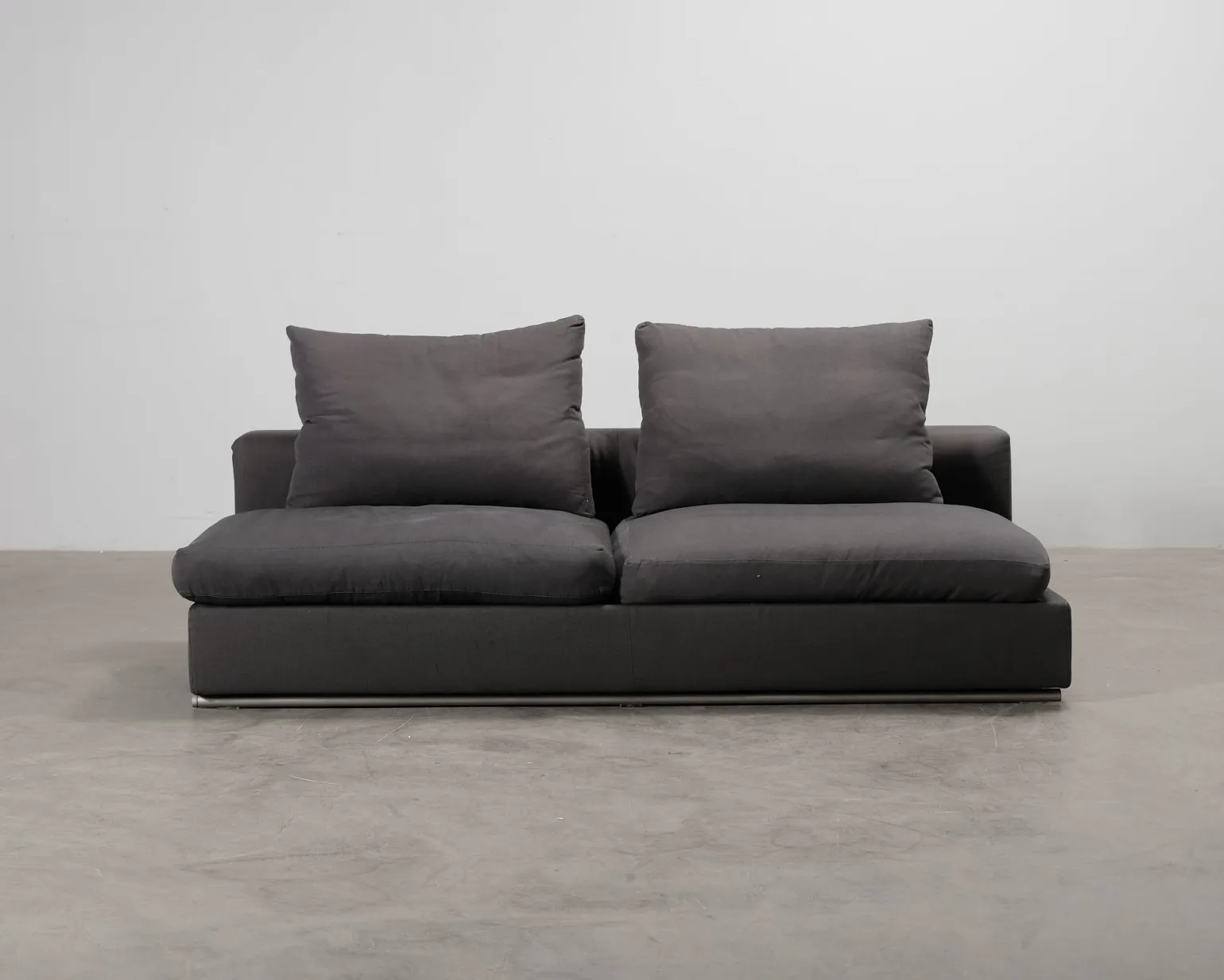 Flexform Groundpiece 2-sits modulsoffa mörkgrå