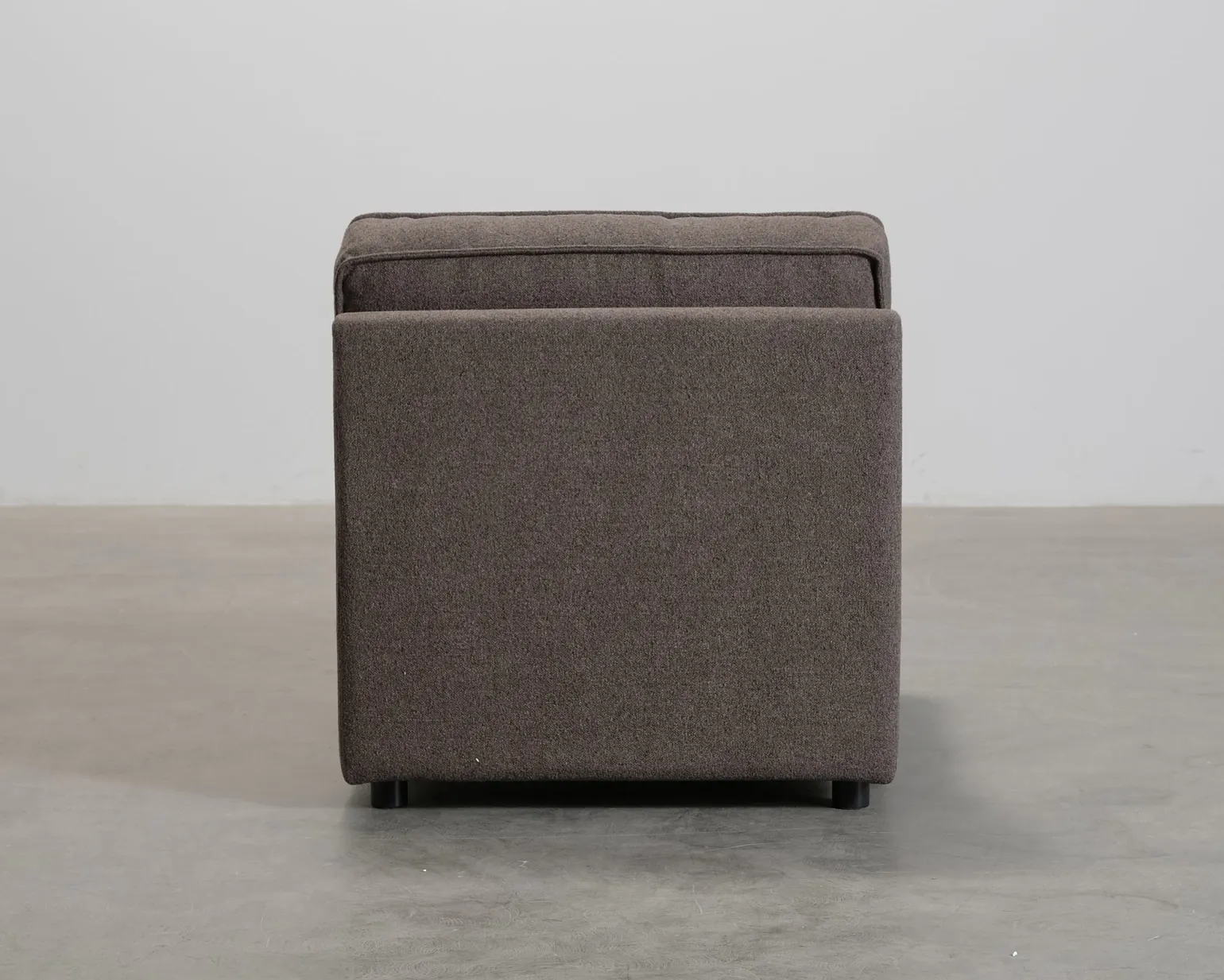 Forms & Objects Olivia fåtölj brun