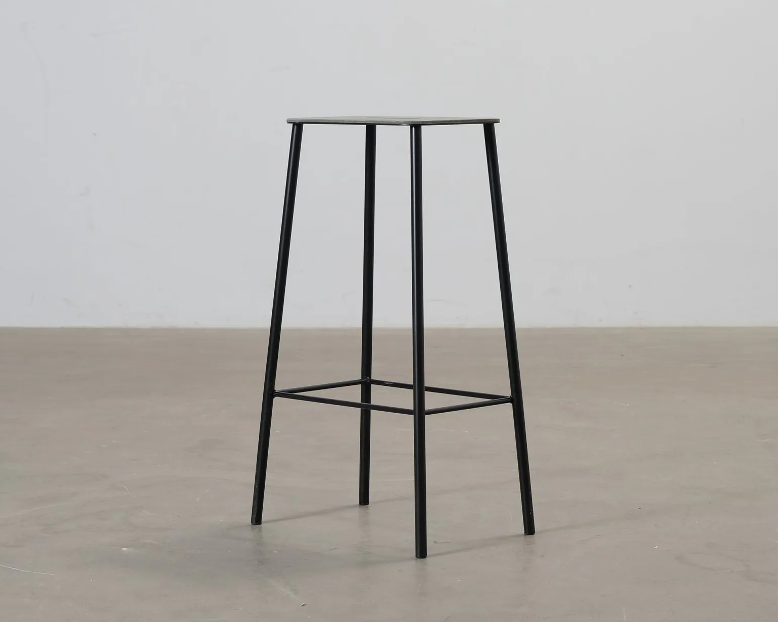 Frama Adam barpall 76 cm svart / läder