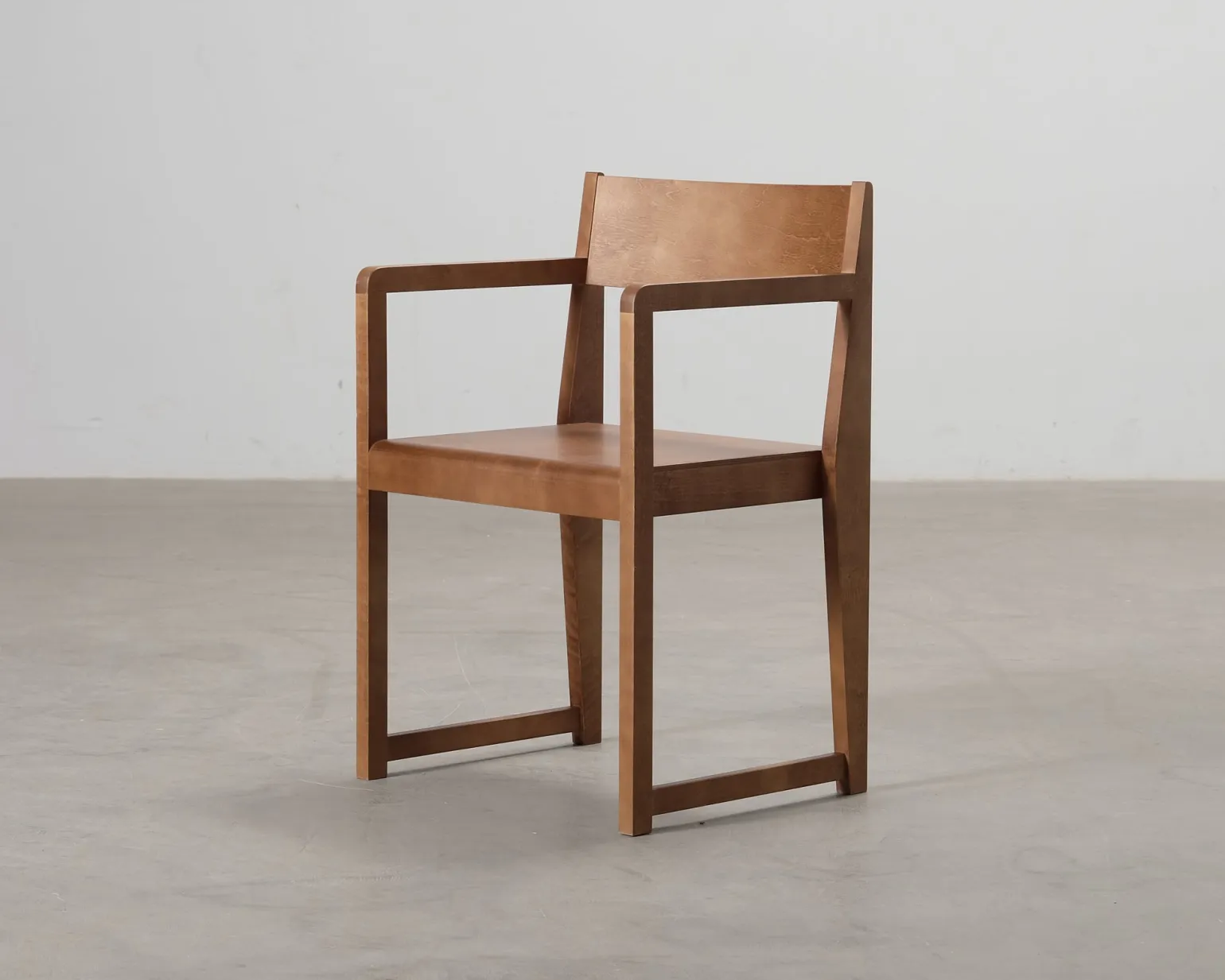 Frama Chair 01 brun