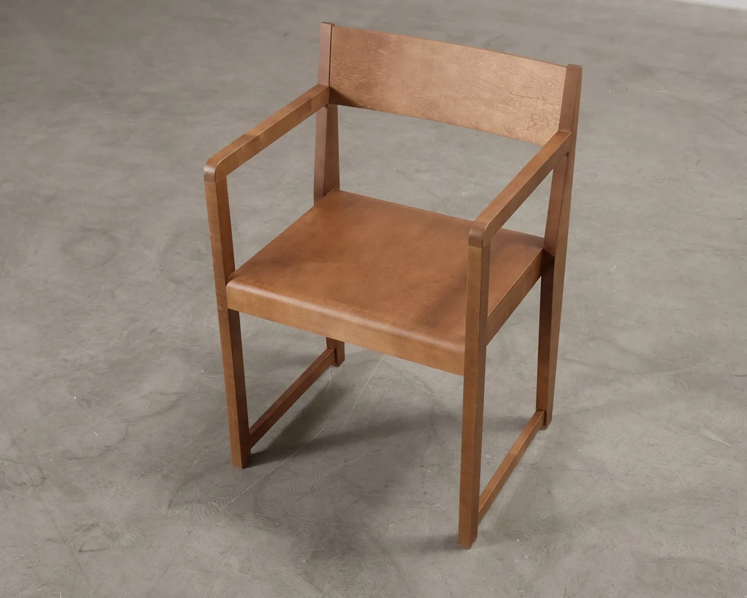 Frama Chair 01 brun