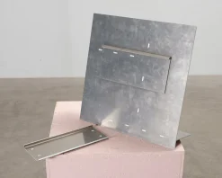 FRAMA Rivet hylla 45 x 45 cm aluminium