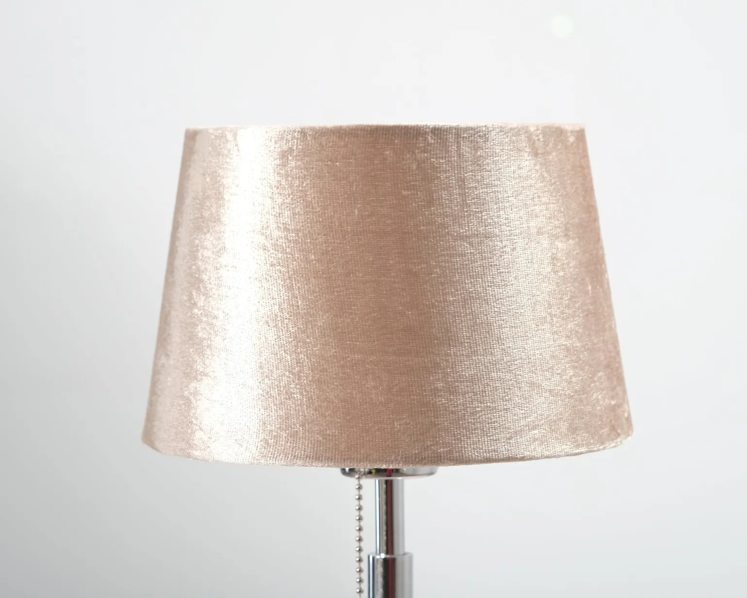Frandsen Venice bordslampa vit