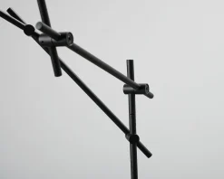 Grupa Arigato golvlampa svart