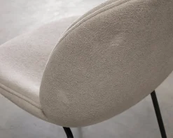 GUBI Beetle stol beige
