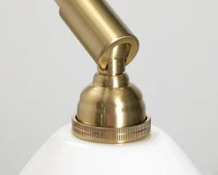 GUBI Bestlite BL1 bordslampa mässing / benporslin