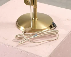 GUBI Bestlite BL1 bordslampa mässing / benporslin