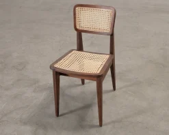 Gubi C-chair valnöt / rotting