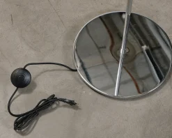 Gubi Multi-Lite golvlampa svart / krom