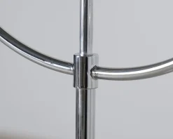 Gubi Multi-Lite golvlampa svart / krom
