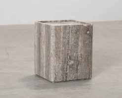 Gubi Pietra sivupöytä travertiini