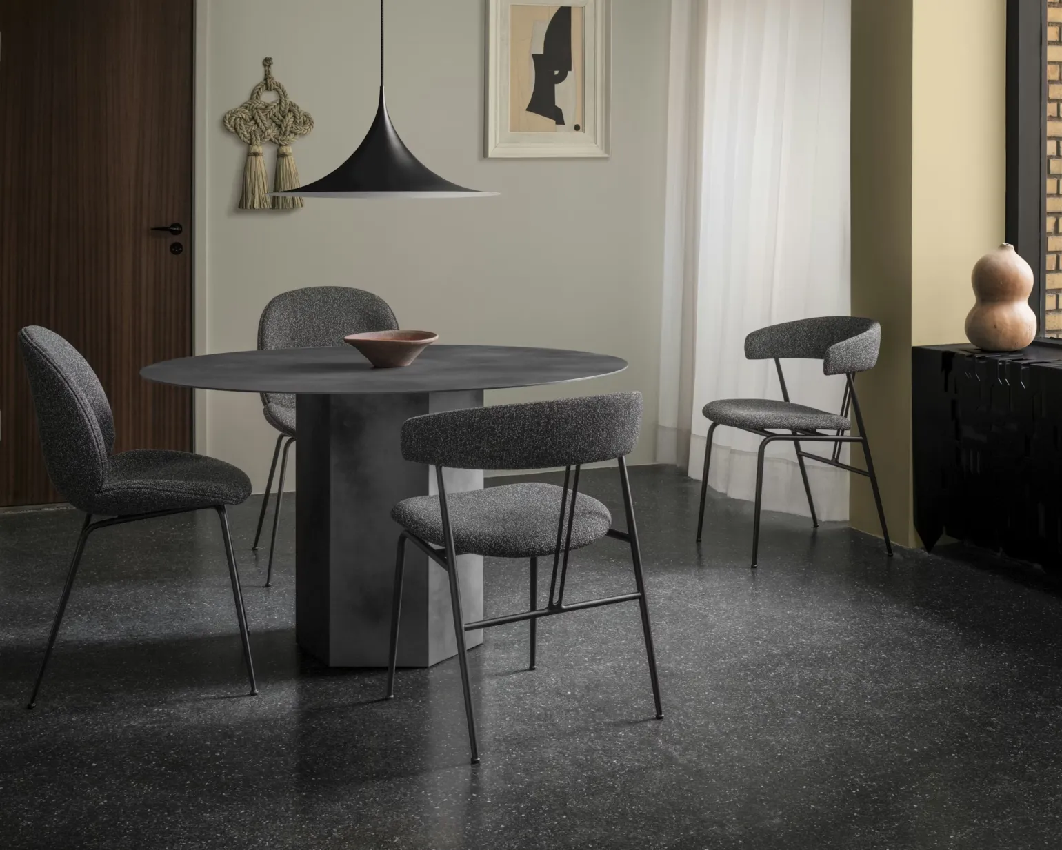 Gubi Semi pendellampa ø 60 cm svart
