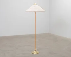 GUBI Tynell 9602 golvlampa canvas / mässing