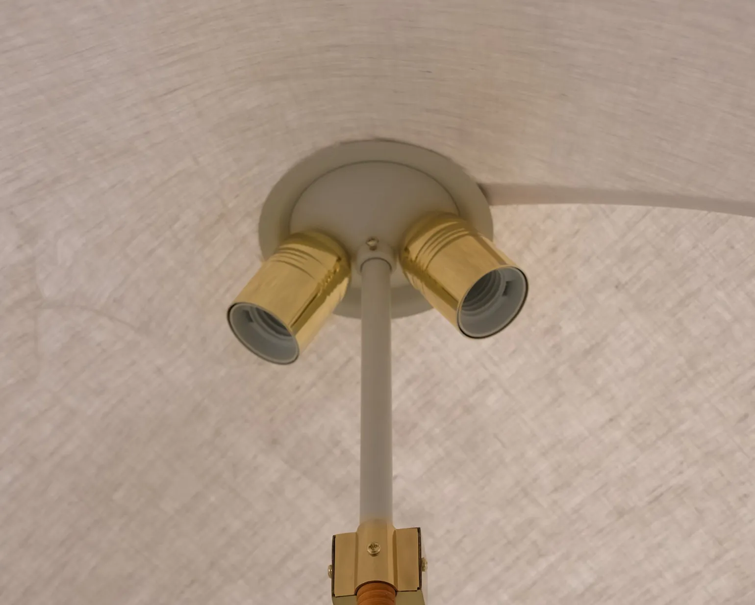 GUBI Tynell 9602 golvlampa canvas / mässing