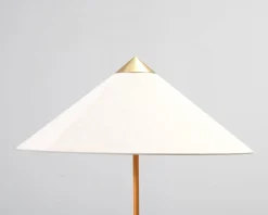 GUBI Tynell 9602 golvlampa canvas / mässing