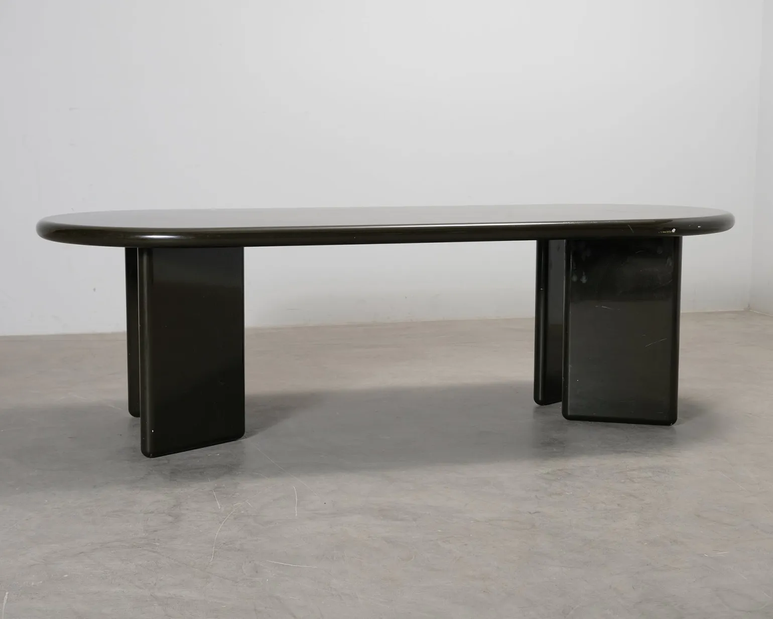 Gustaf Westman Chunky matbord svart